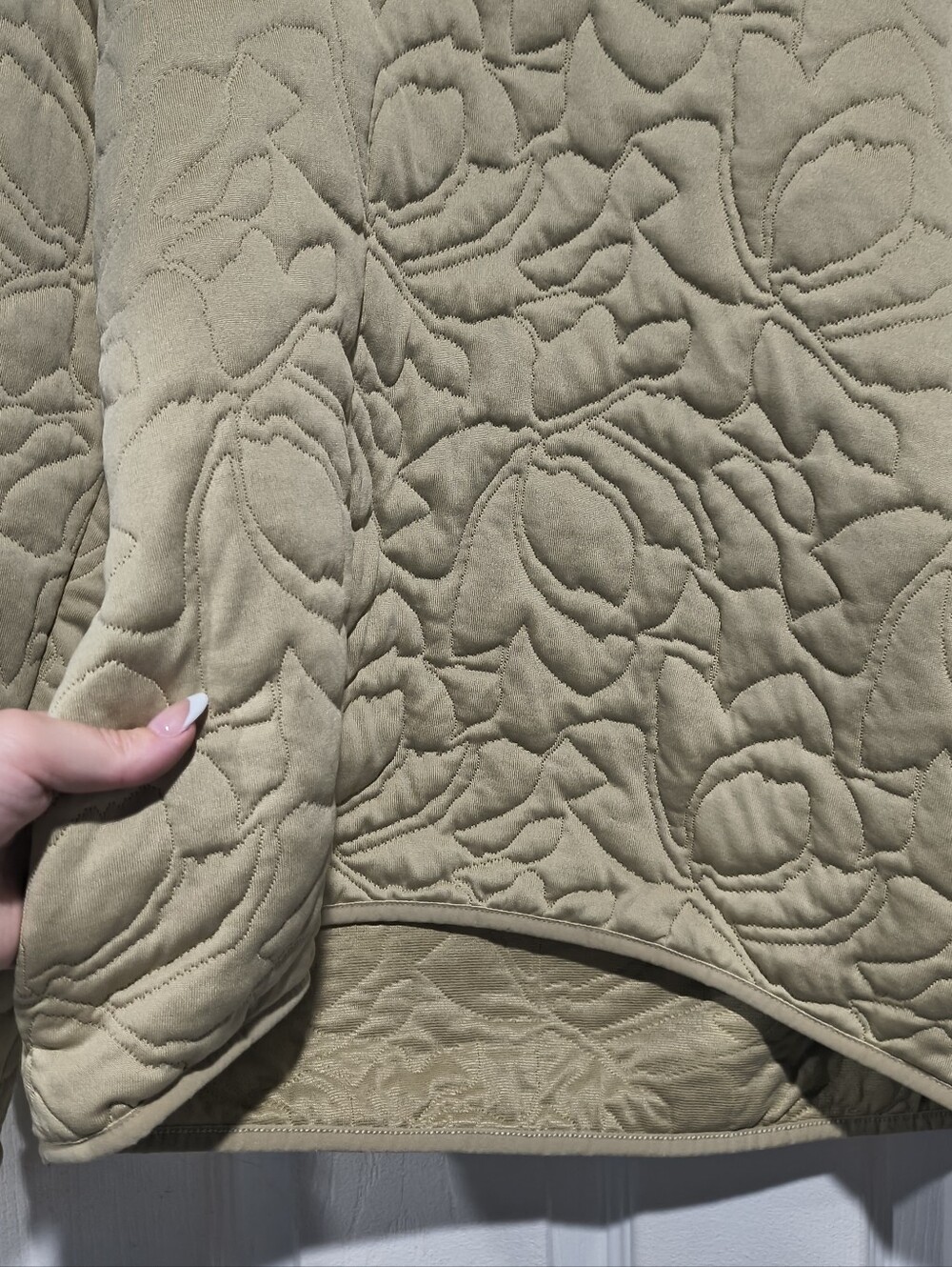 Nike Dri-FIT Beige Tan Khaki Quilted Floral Asymmetric Zip Pullover Sweatshirt M - Picture 11 of 13